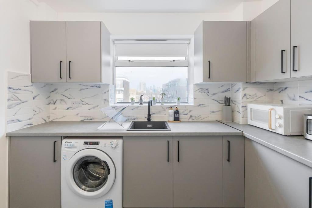 דירות לונדון Shard View 2Br Next Tower Bridge מראה חיצוני תמונה