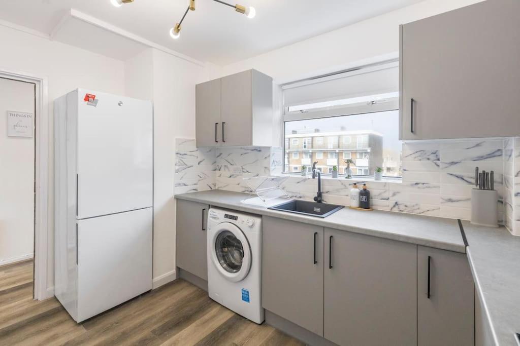 דירות לונדון Shard View 2Br Next Tower Bridge מראה חיצוני תמונה